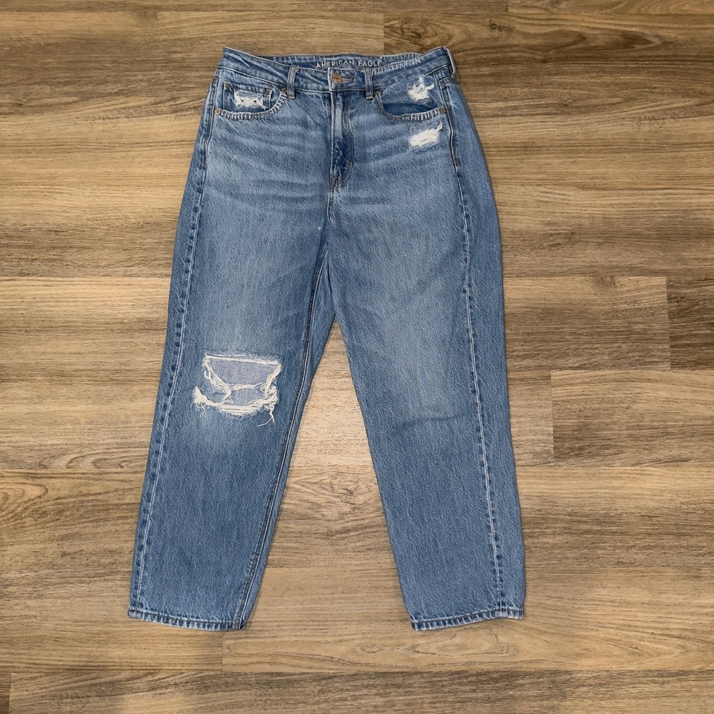 American Eagle Outfitters Straight Leg Distressed Blue Jeans
